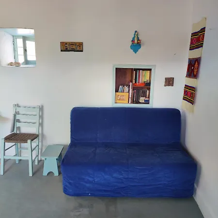 Country house Secluded 200-year-old Cycladic Retreat In Milos *