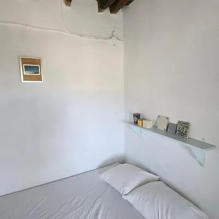 Secluded 200-year-old Cycladic Retreat In Milos Séjour à la campagne